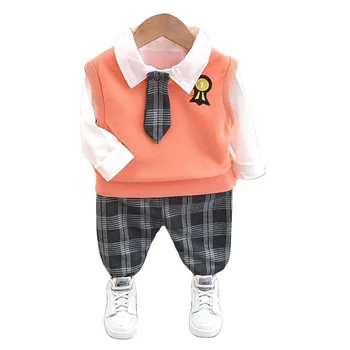 Новая одежда для маленьких мальчиков, весенне-осенний джентльменский жилет + футболка + клетчатые брюки, модный костюм с цветочным узором для мальчиков и девочек от 0 до 5 лет